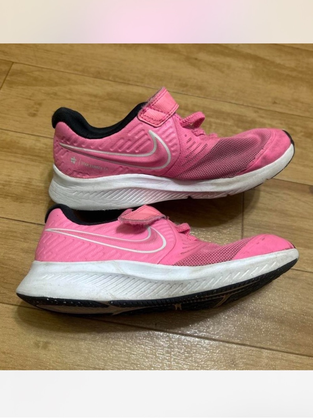 Nike Pink Kids' Sneakers with White Sole and Black Lining - Picture 4 of 8